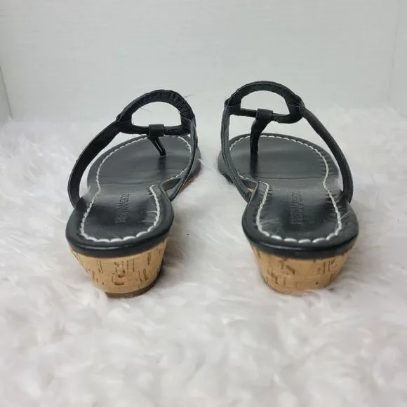Bernardo Matrix Womens Size 8.5 Mini Wedge Black Leather Thong Sandals - Picture 4 of 9